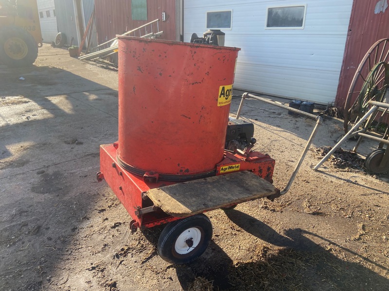 Hay/Forage/Livestock  Agrimetal Bale Chopper Photo